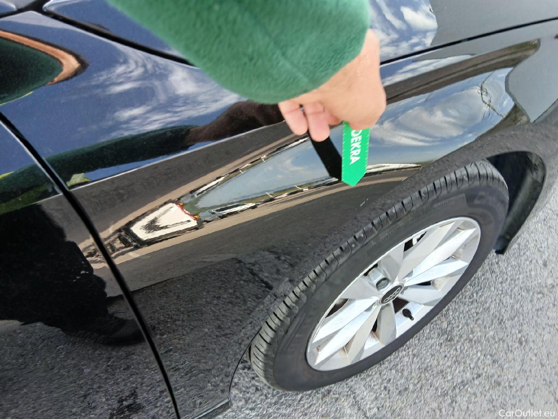  Audi  A3 AUDI  / 2020 / 5P / berlina con portón Sportback 30 TFSI 81kW (110CV) S tronic #28