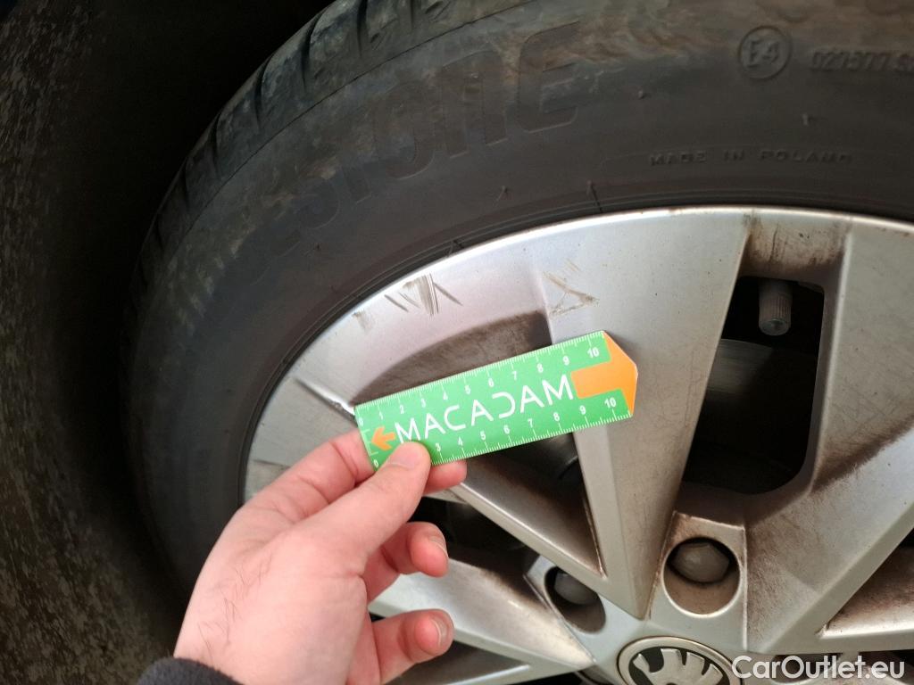  Skoda  Octavia  Lim. Style 2.0 TDI 150CV BVA7 E6d #9