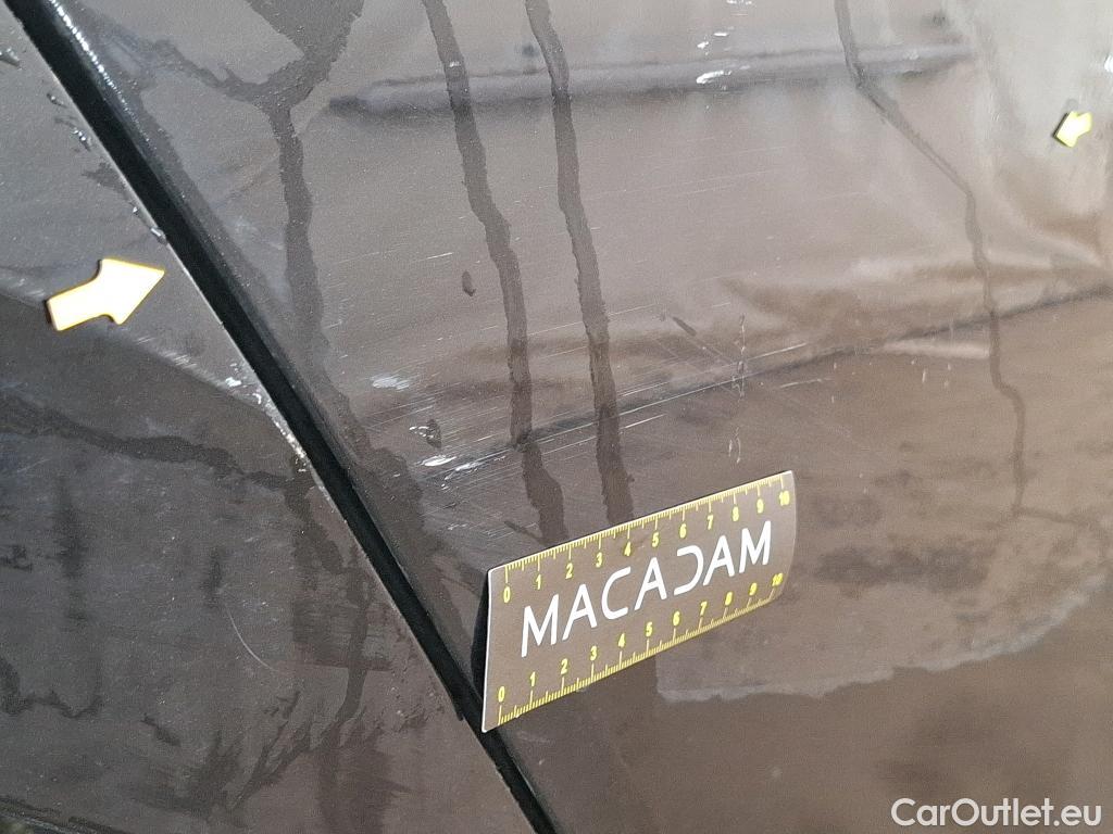  Volkswagen  Golf  VOLKSWAGEN / 2020 / 5P / Berline 1.5 eTSI OPF 130 DSG7 Life Busi #19