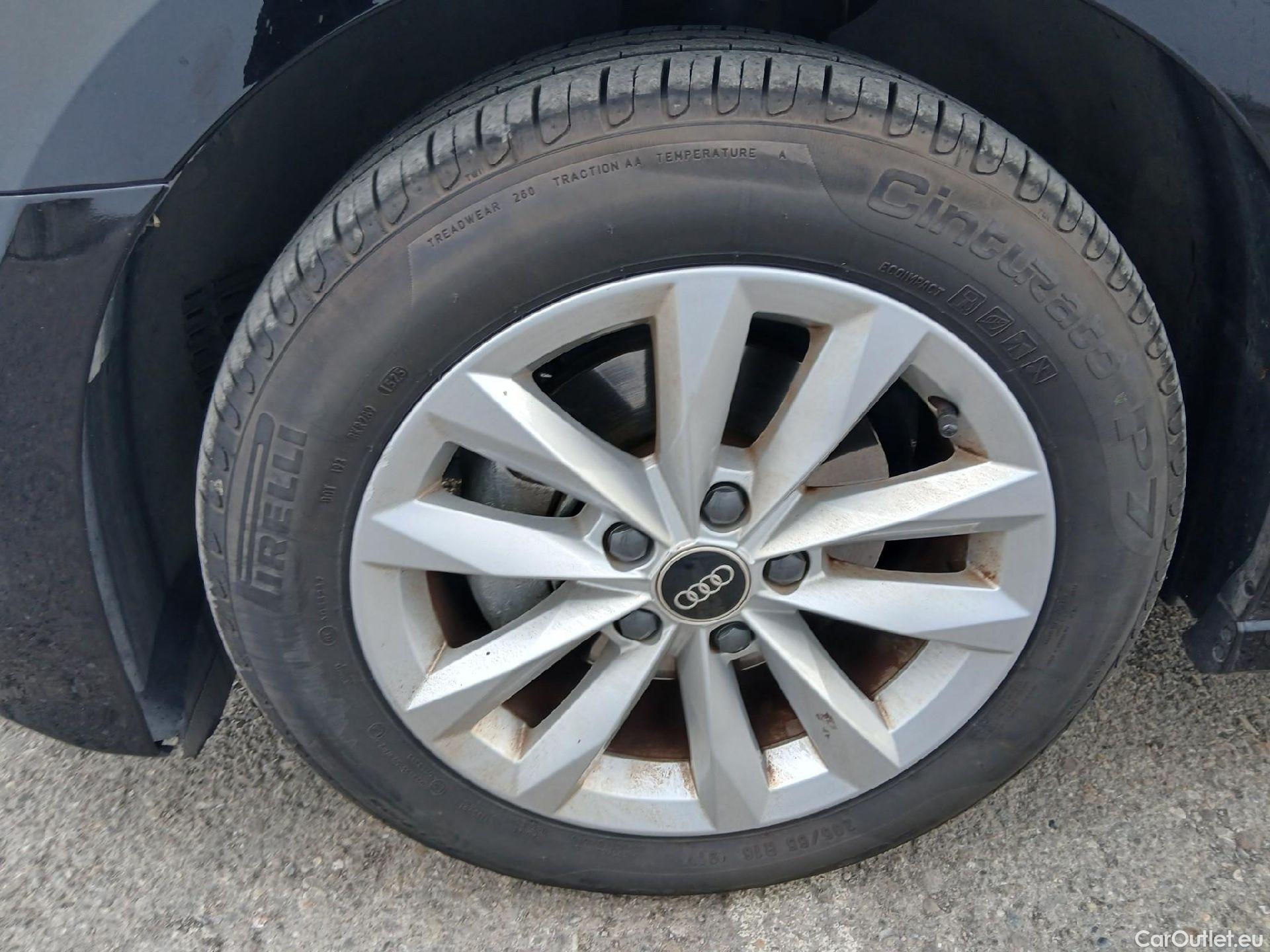  Audi  A3 AUDI  / 2020 / 5P / berlina con portón Sportback 30 TFSI 81kW (110CV) S tronic #5