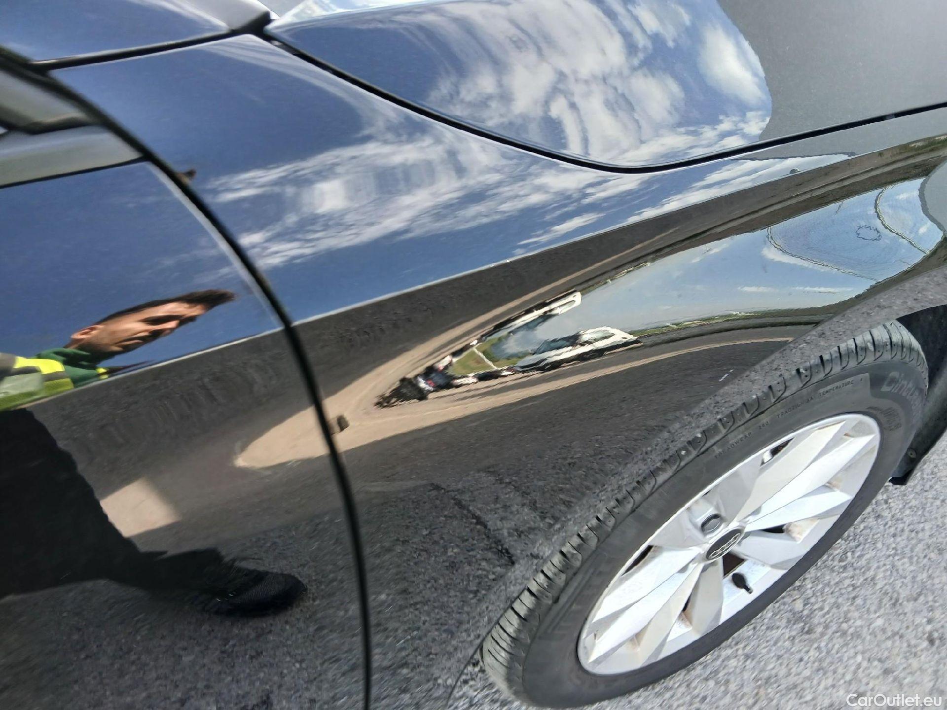  Audi  A3 AUDI  / 2020 / 5P / berlina con portón Sportback 30 TFSI 81kW (110CV) S tronic #27