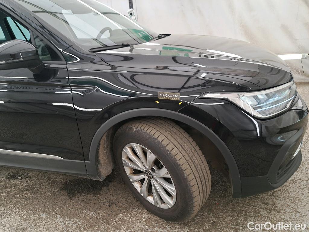  Volkswagen  Tiguan VOLKSWAGEN  / 2020 / 5P / SUV 2.0 TDI 150 DSG7 Life Business #1