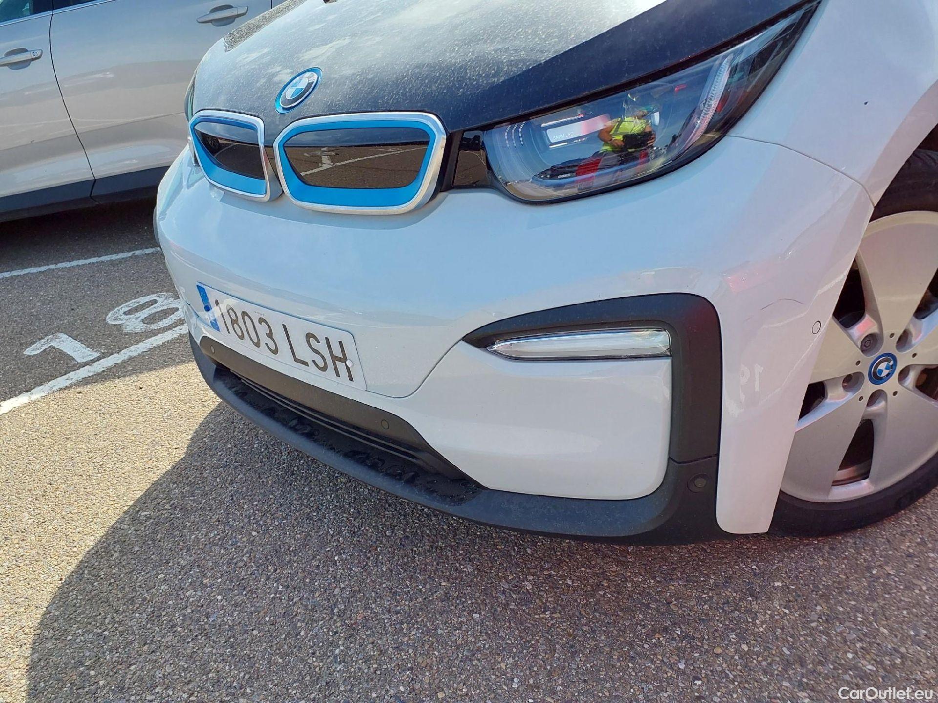  Bmw  I3  BMW / 2017 / 5P / berlina con portón 120ah #1