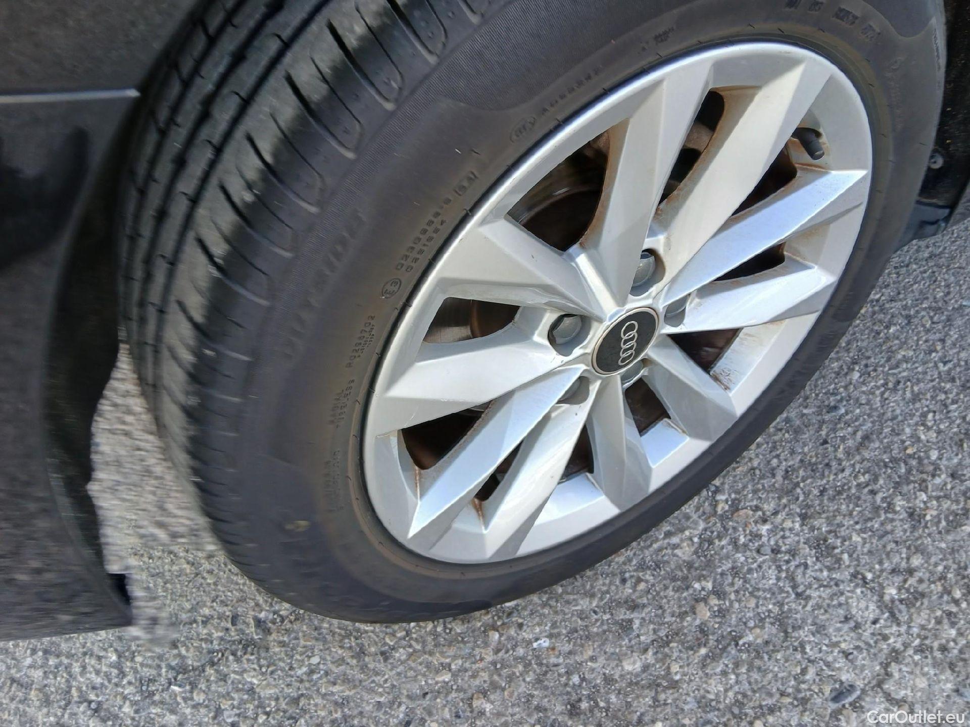  Audi  A3 AUDI  / 2020 / 5P / berlina con portón Sportback 30 TFSI 81kW (110CV) S tronic #18