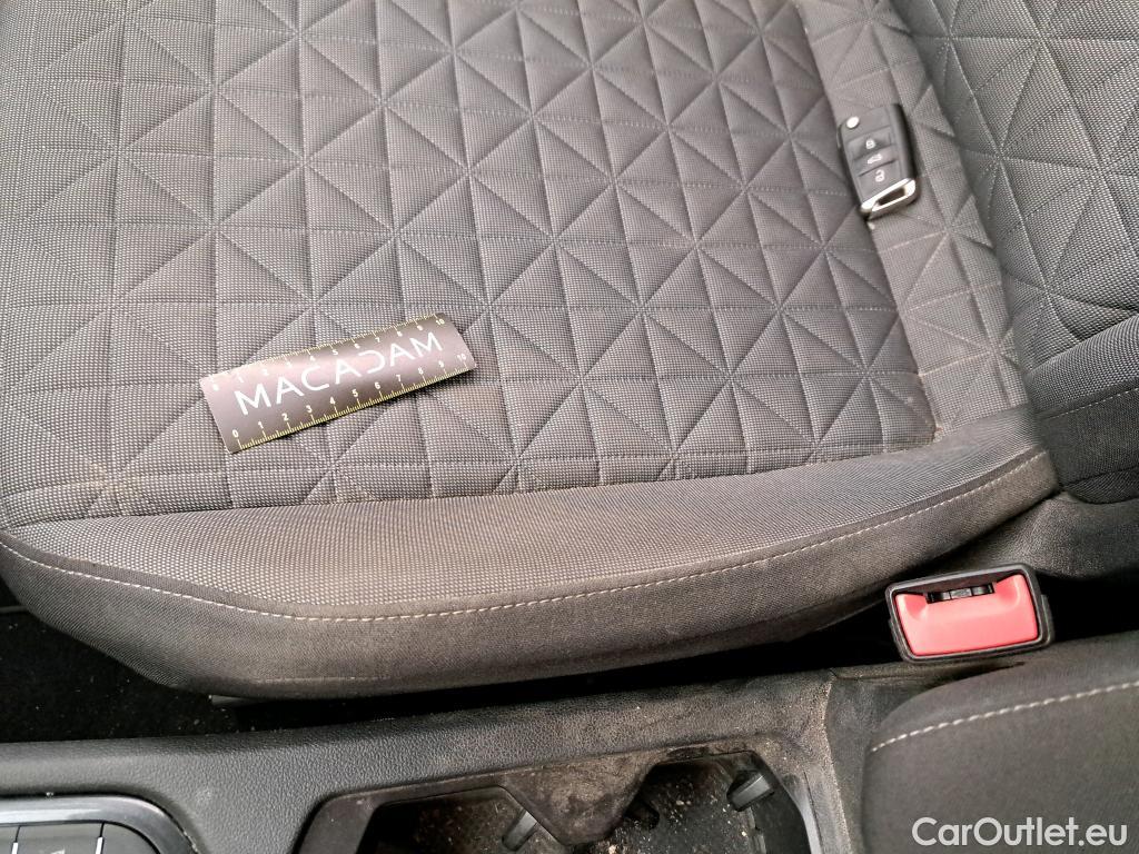  Volkswagen  Tiguan VOLKSWAGEN  / 2020 / 5P / SUV 2.0 TDI 150 DSG7 Life Business #8