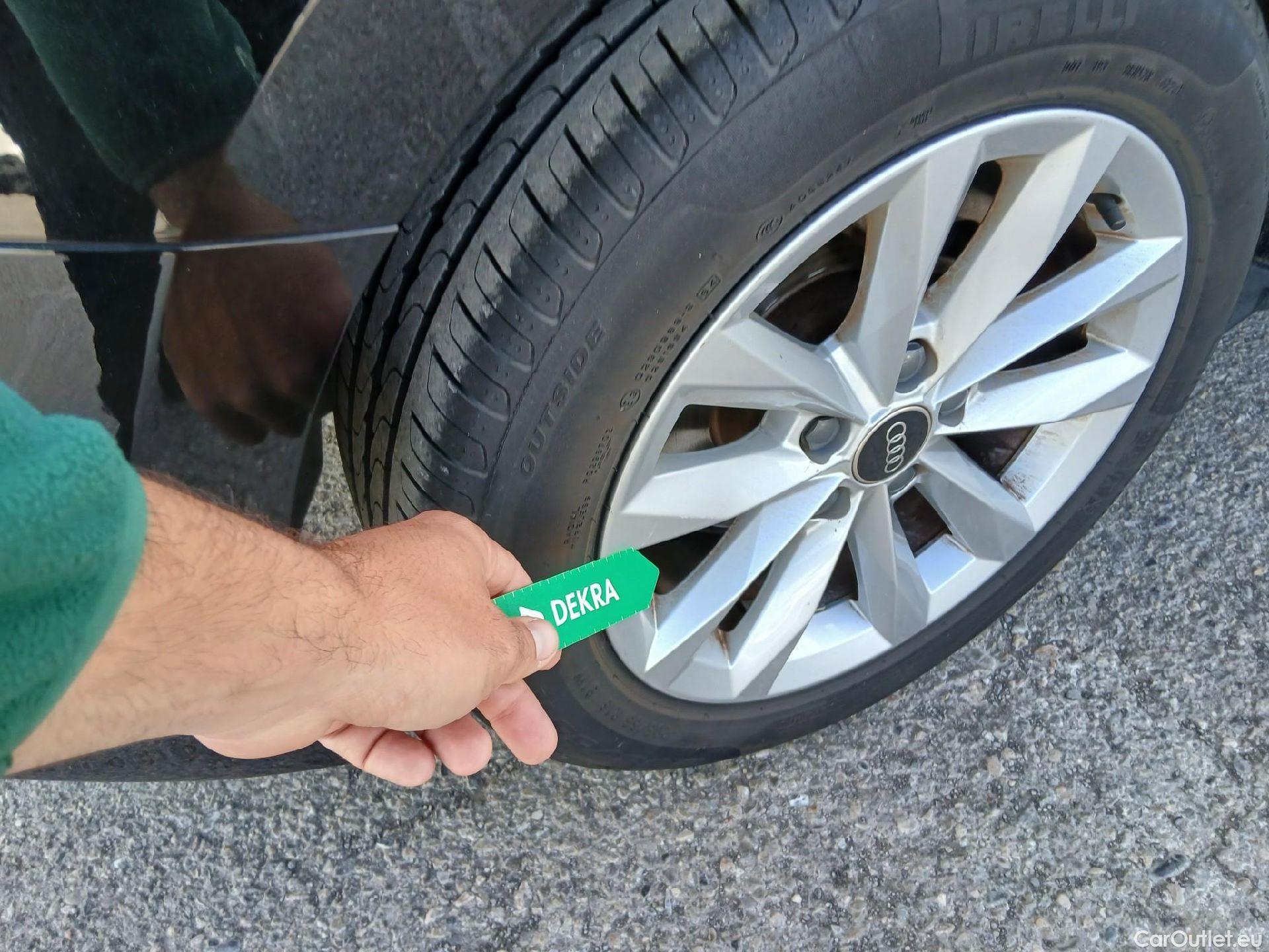  Audi  A3 AUDI  / 2020 / 5P / berlina con portón Sportback 30 TFSI 81kW (110CV) S tronic #17