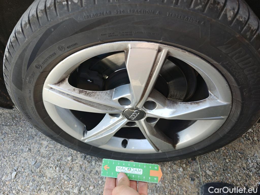  Audi  A4  Berlina 30 TDI advanced 2.0 TDI 135CV AT7 E6dT - LISTA DANA #50