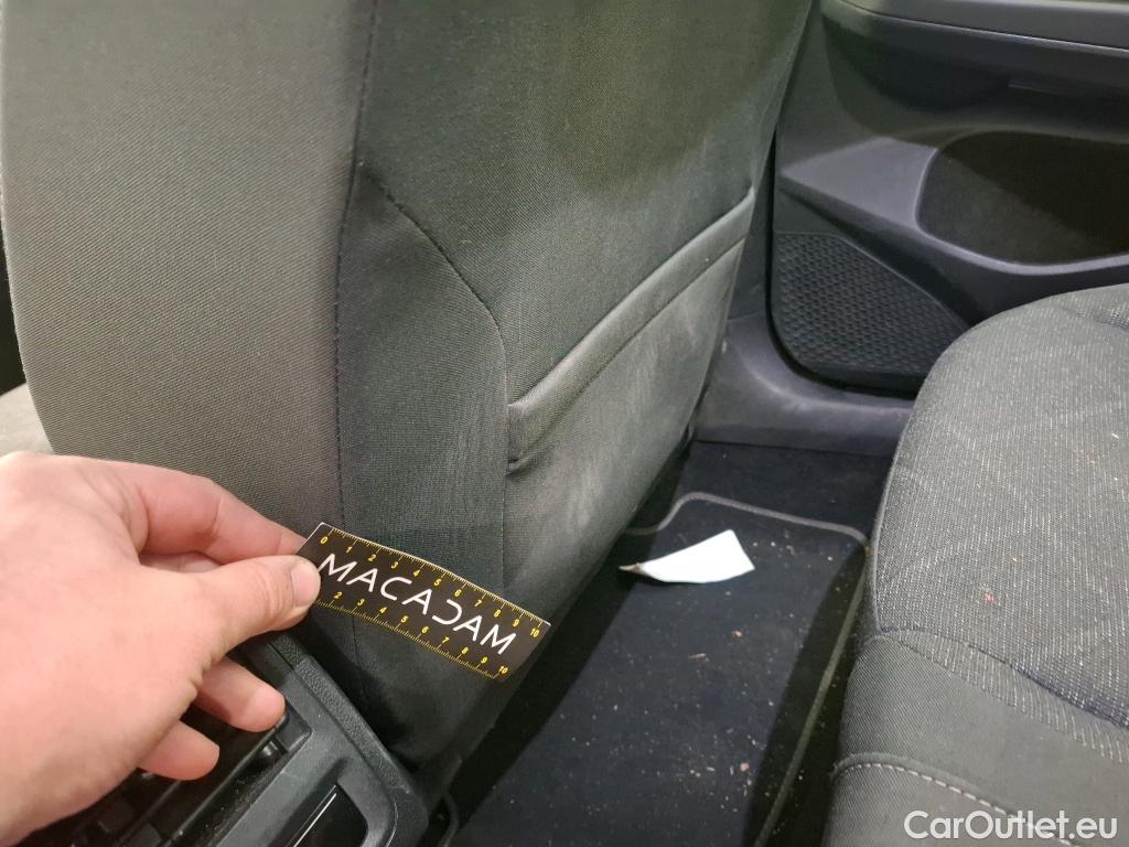  Volkswagen  Golf  VOLKSWAGEN / 2020 / 5P / Berline 1.5 eTSI OPF 130 DSG7 Life Busi #34