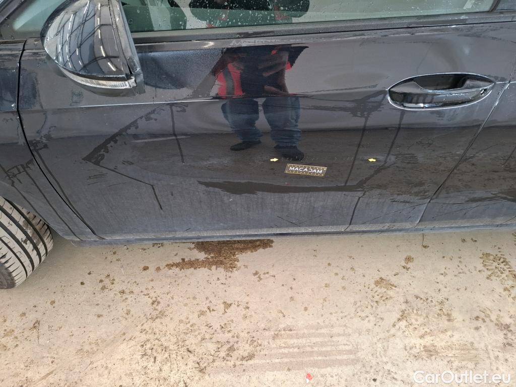  Volkswagen  Golf  VOLKSWAGEN / 2020 / 5P / Berline 1.5 eTSI OPF 130 DSG7 Life Busi #13