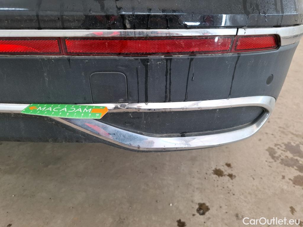  Volkswagen  Tiguan VOLKSWAGEN  / 2020 / 5P / SUV 1.5 TSI 150 DSG7 Elegance #18