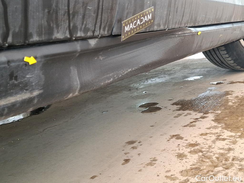  Volkswagen  Golf  VOLKSWAGEN / 2020 / 5P / Berline 1.5 eTSI OPF 130 DSG7 Life Busi #5