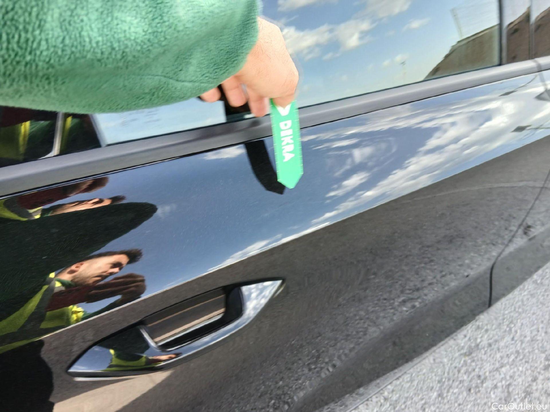  Audi  A3 AUDI  / 2020 / 5P / berlina con portón Sportback 30 TFSI 81kW (110CV) S tronic #21