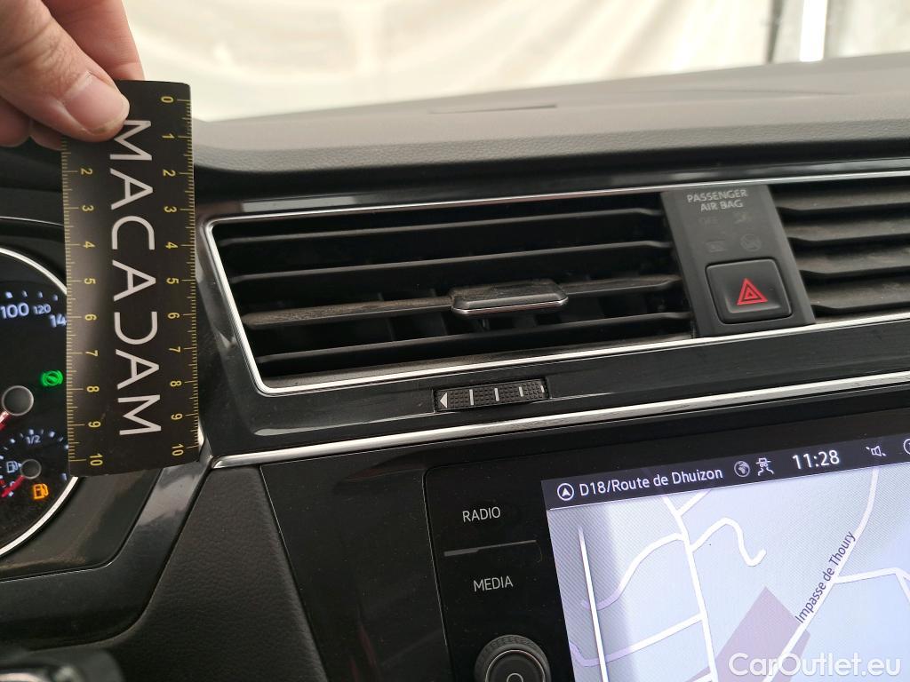  Volkswagen  Tiguan VOLKSWAGEN  / 2020 / 5P / SUV 2.0 TDI 150 DSG7 Life Business #3