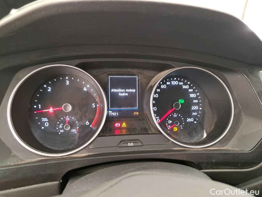 Volkswagen  Tiguan VOLKSWAGEN  / 2020 / 5P / SUV 2.0 TDI 150 DSG7 Life Business #10
