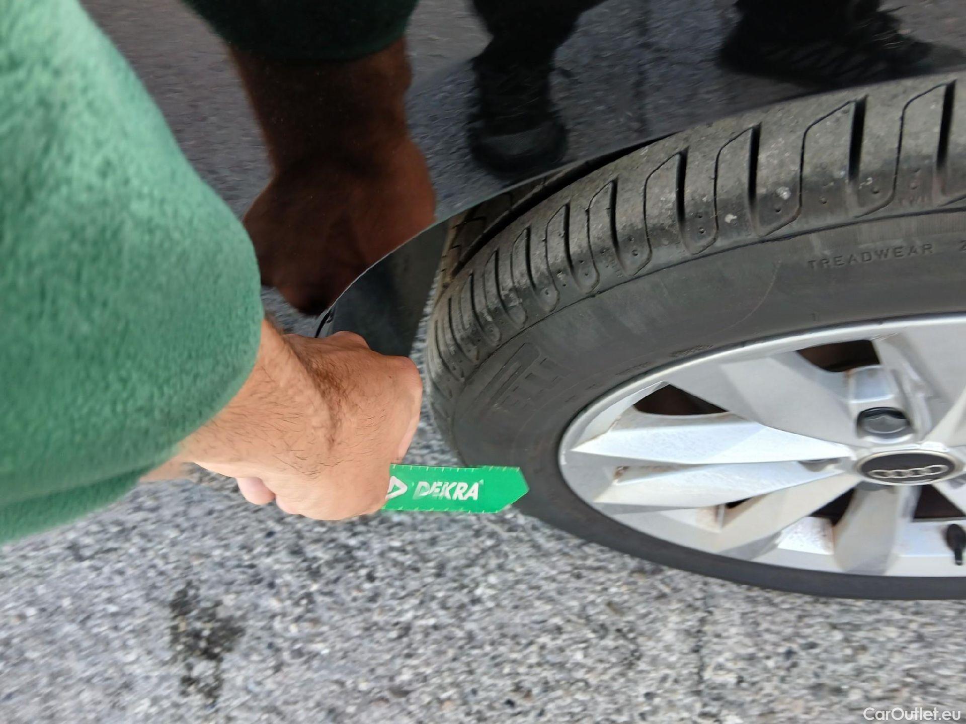  Audi  A3 AUDI  / 2020 / 5P / berlina con portón Sportback 30 TFSI 81kW (110CV) S tronic #30