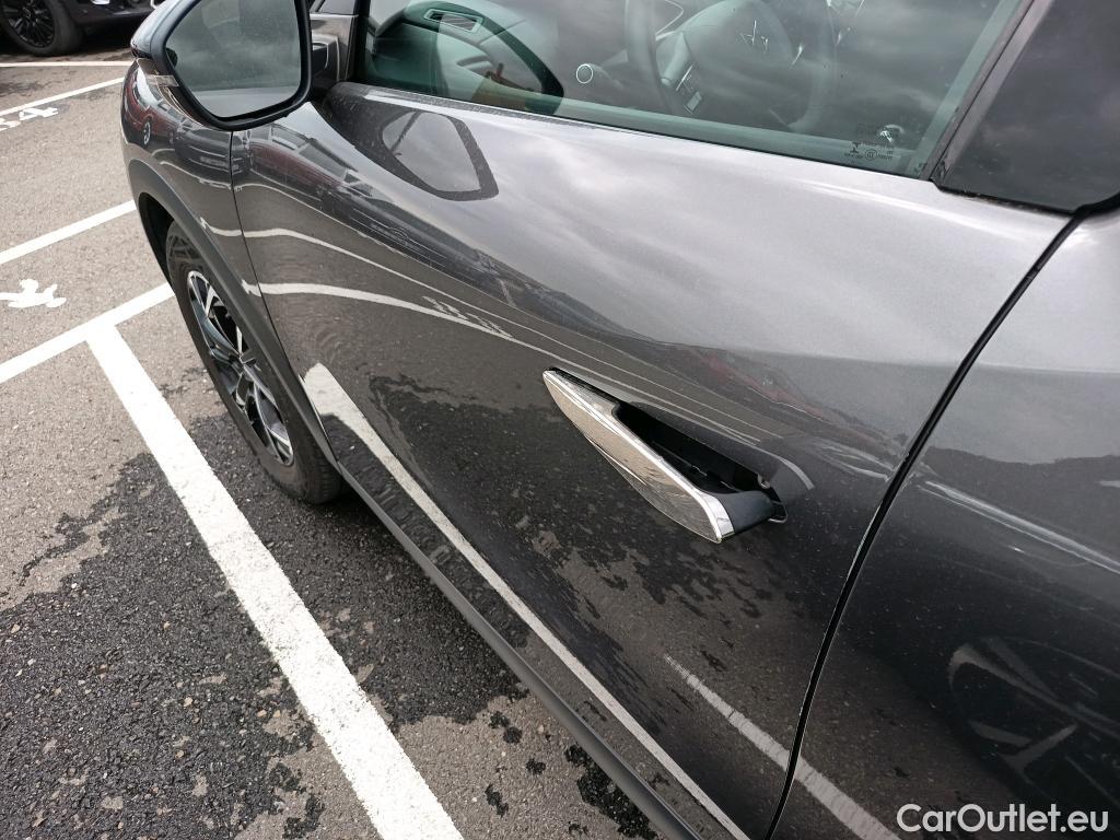  Citroen  DS3 DS DS 3 Crossback / 2018 / 5P / todoterreno BlueHDi 81 kW Manual SO CHIC #1