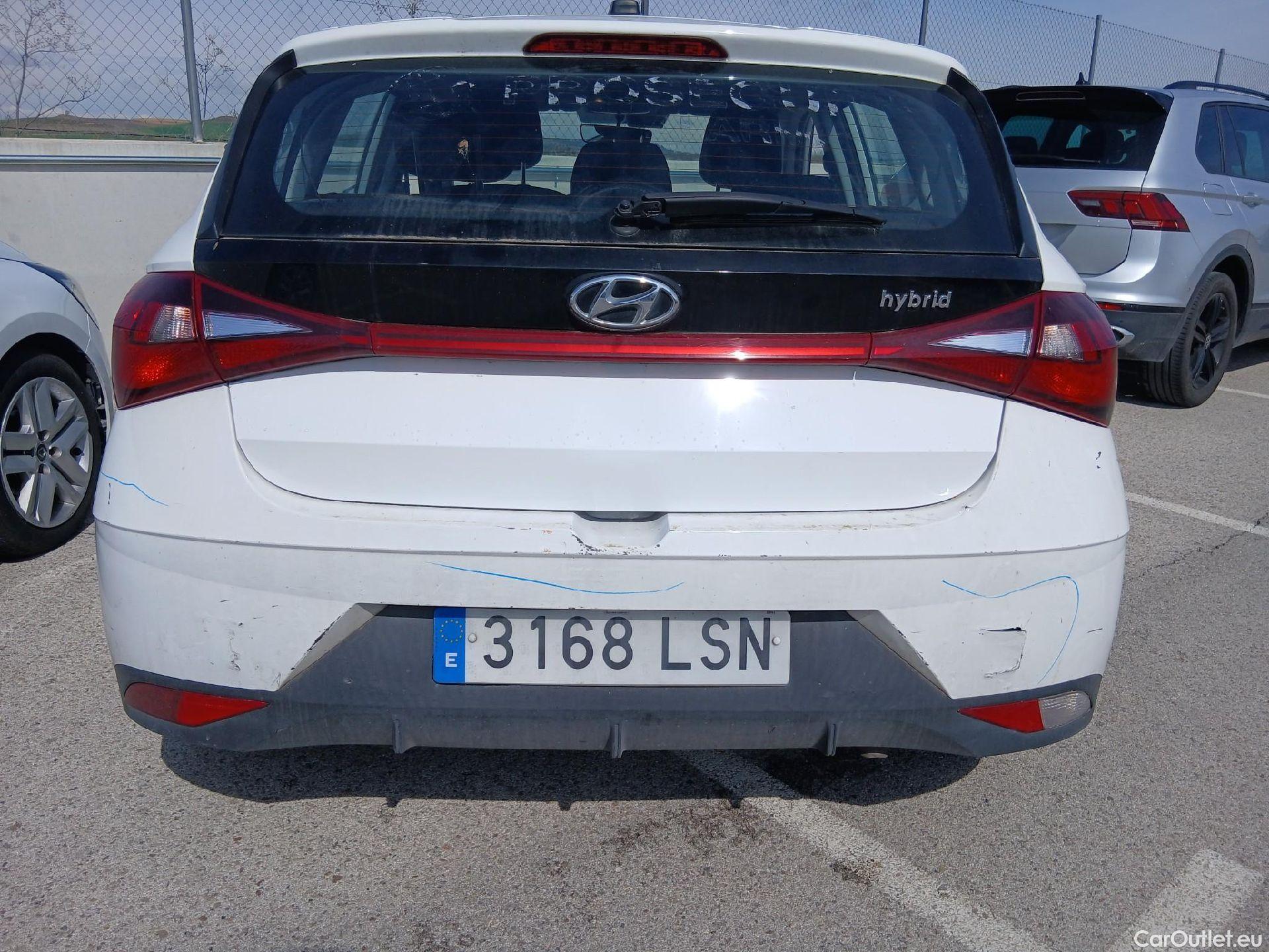  Hyundai  i20 HYUNDAI  / 2020 / 5P / berlina con portón 1.0 TGDI 74kW (100CV) 48V Essence #38