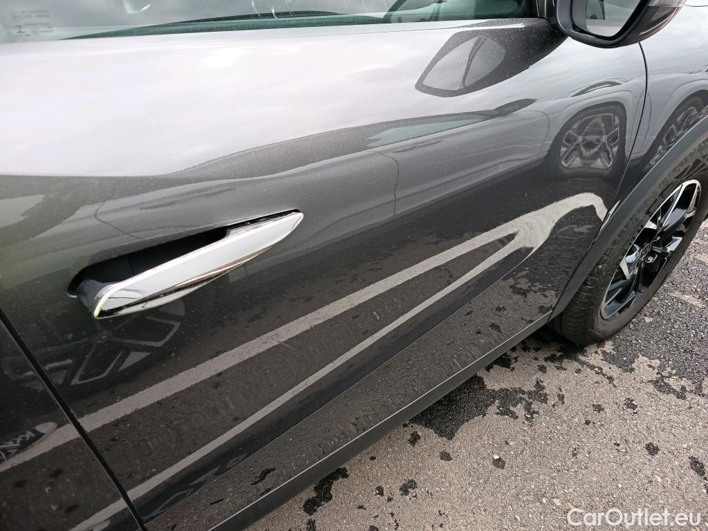  Citroen  DS3 DS DS 3 Crossback / 2018 / 5P / todoterreno BlueHDi 81 kW Manual SO CHIC #3