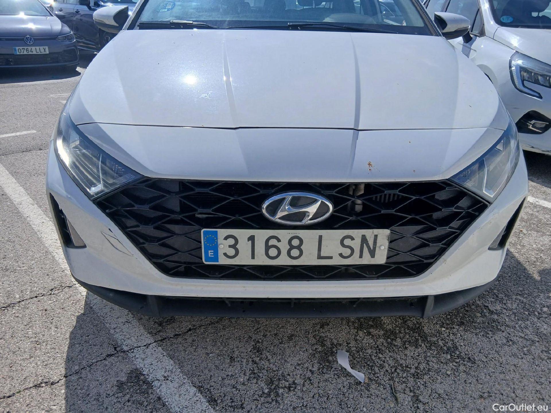  Hyundai  i20 HYUNDAI  / 2020 / 5P / berlina con portón 1.0 TGDI 74kW (100CV) 48V Essence #7