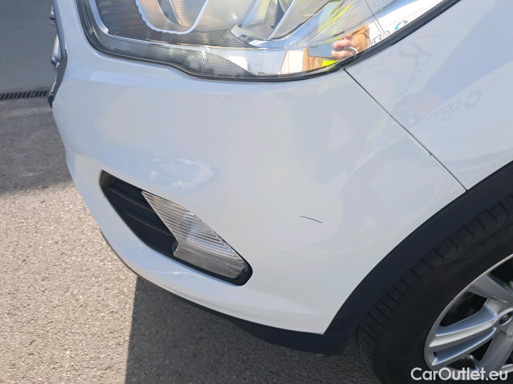  Ford  Kuga FORD  / 2016 / 5P / todoterreno 1.5 EcoBoost 88kW 4x2 Trend+ (CX) #17