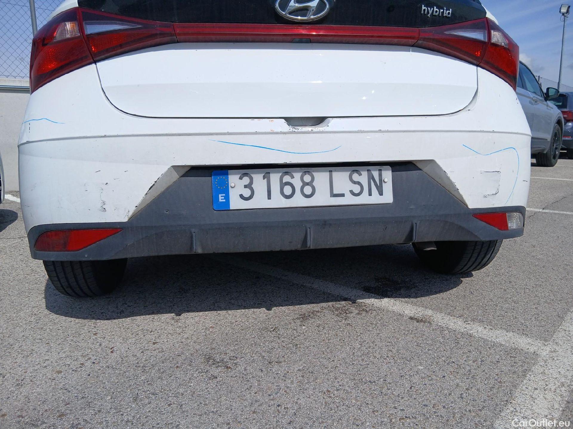  Hyundai  i20 HYUNDAI  / 2020 / 5P / berlina con portón 1.0 TGDI 74kW (100CV) 48V Essence #39