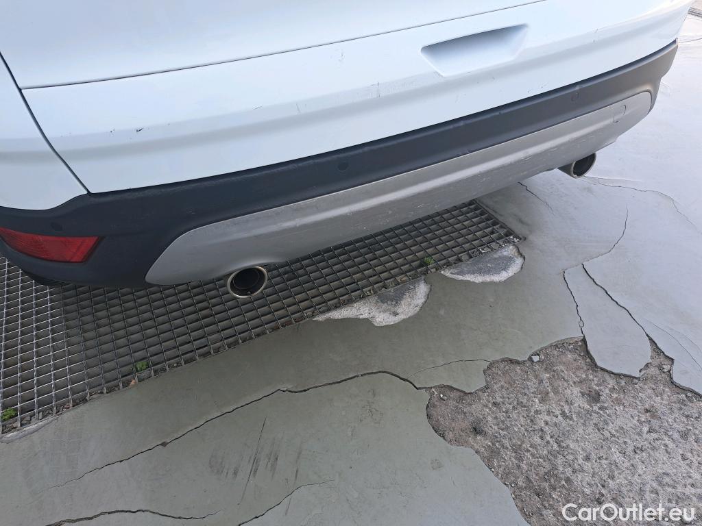  Ford  Kuga FORD  / 2016 / 5P / todoterreno 1.5 EcoBoost 88kW 4x2 Trend+ (CX) #9