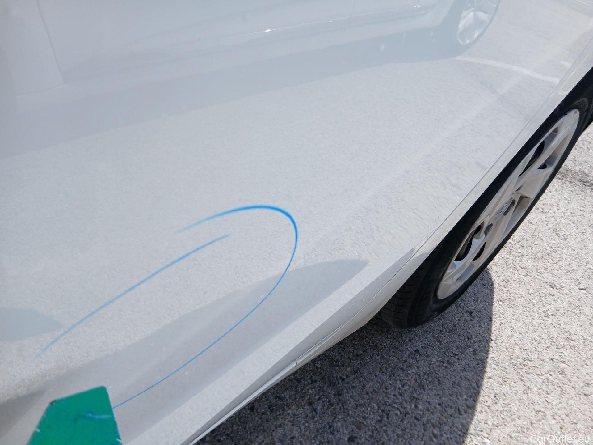  Hyundai  i20 HYUNDAI  / 2020 / 5P / berlina con portón 1.0 TGDI 74kW (100CV) 48V Essence #18