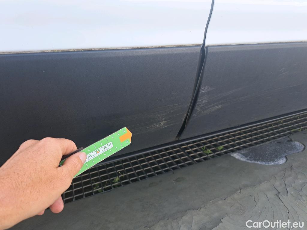  Ford  Kuga FORD  / 2016 / 5P / todoterreno 1.5 EcoBoost 88kW 4x2 Trend+ (CX) #25