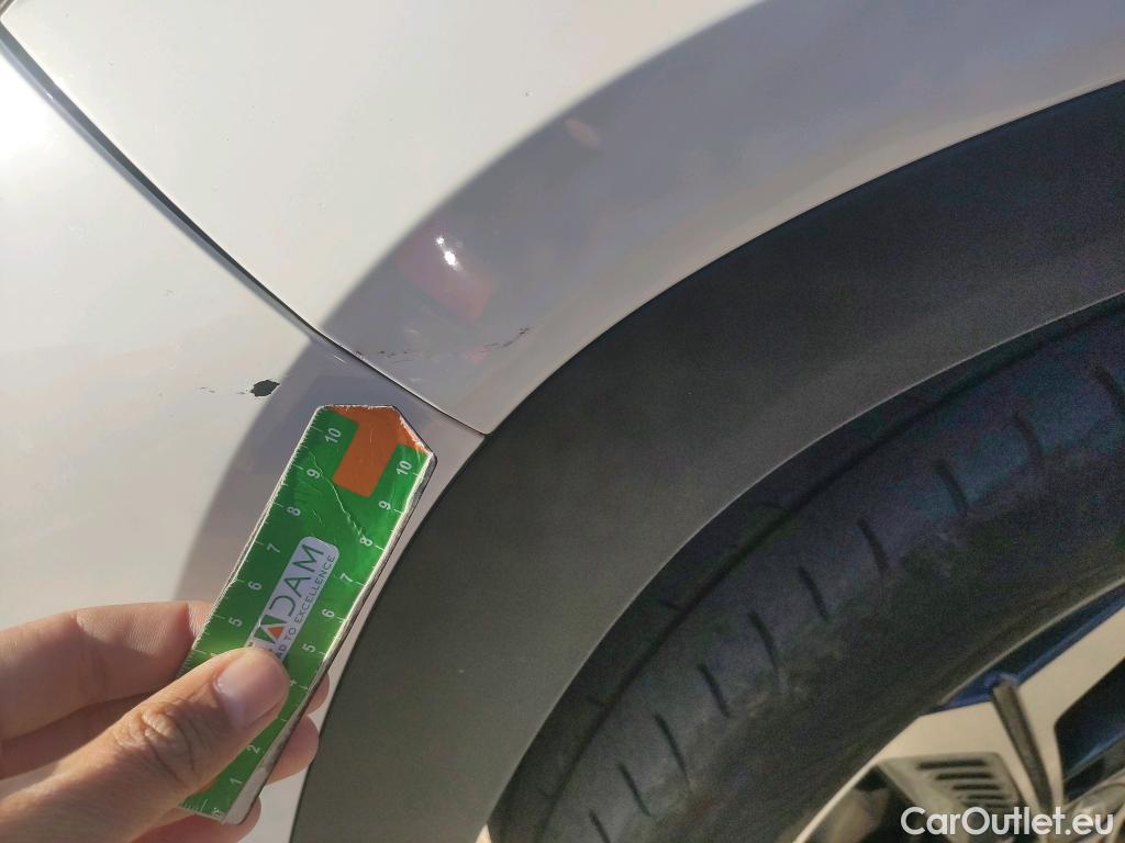  Hyundai  Tucson HYUNDAI  / 2020 / 5P / todoterreno 1.6 TGDI 169kW HEV Tecno Auto 2C #23