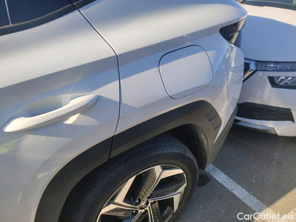  Hyundai  Tucson HYUNDAI  / 2020 / 5P / todoterreno 1.6 TGDI 169kW HEV Tecno Auto 2C #16