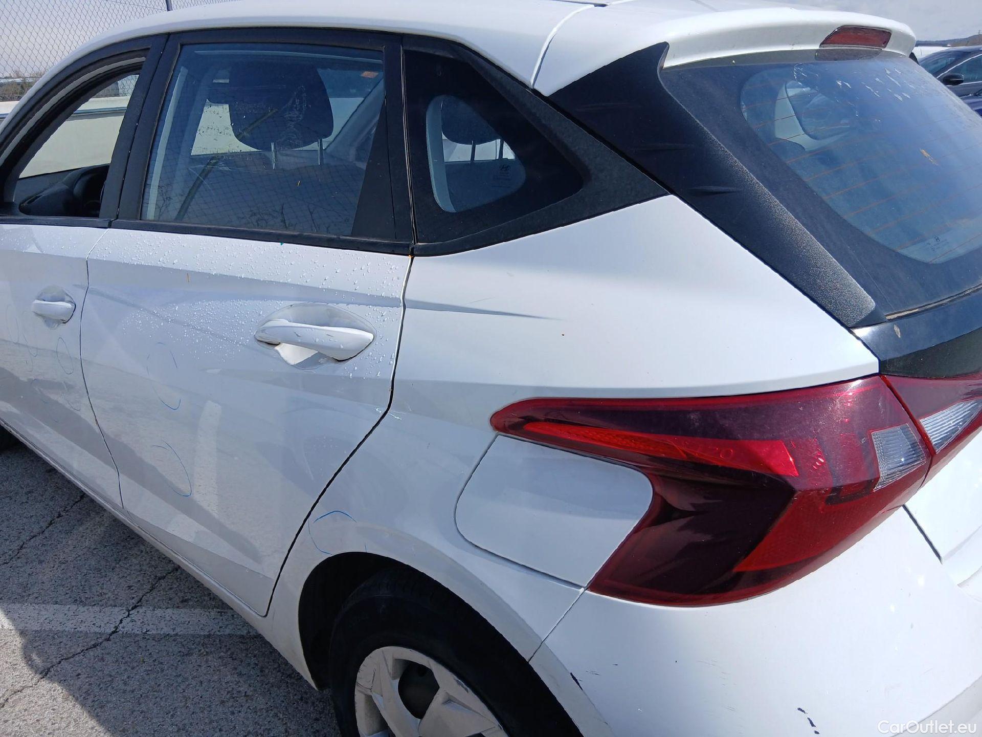  Hyundai  i20 HYUNDAI  / 2020 / 5P / berlina con portón 1.0 TGDI 74kW (100CV) 48V Essence #35