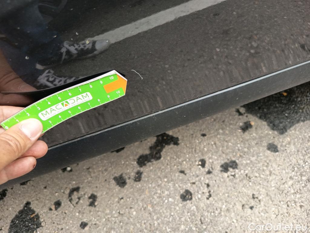  Citroen  DS3 DS DS 3 Crossback / 2018 / 5P / todoterreno BlueHDi 81 kW Manual SO CHIC #4