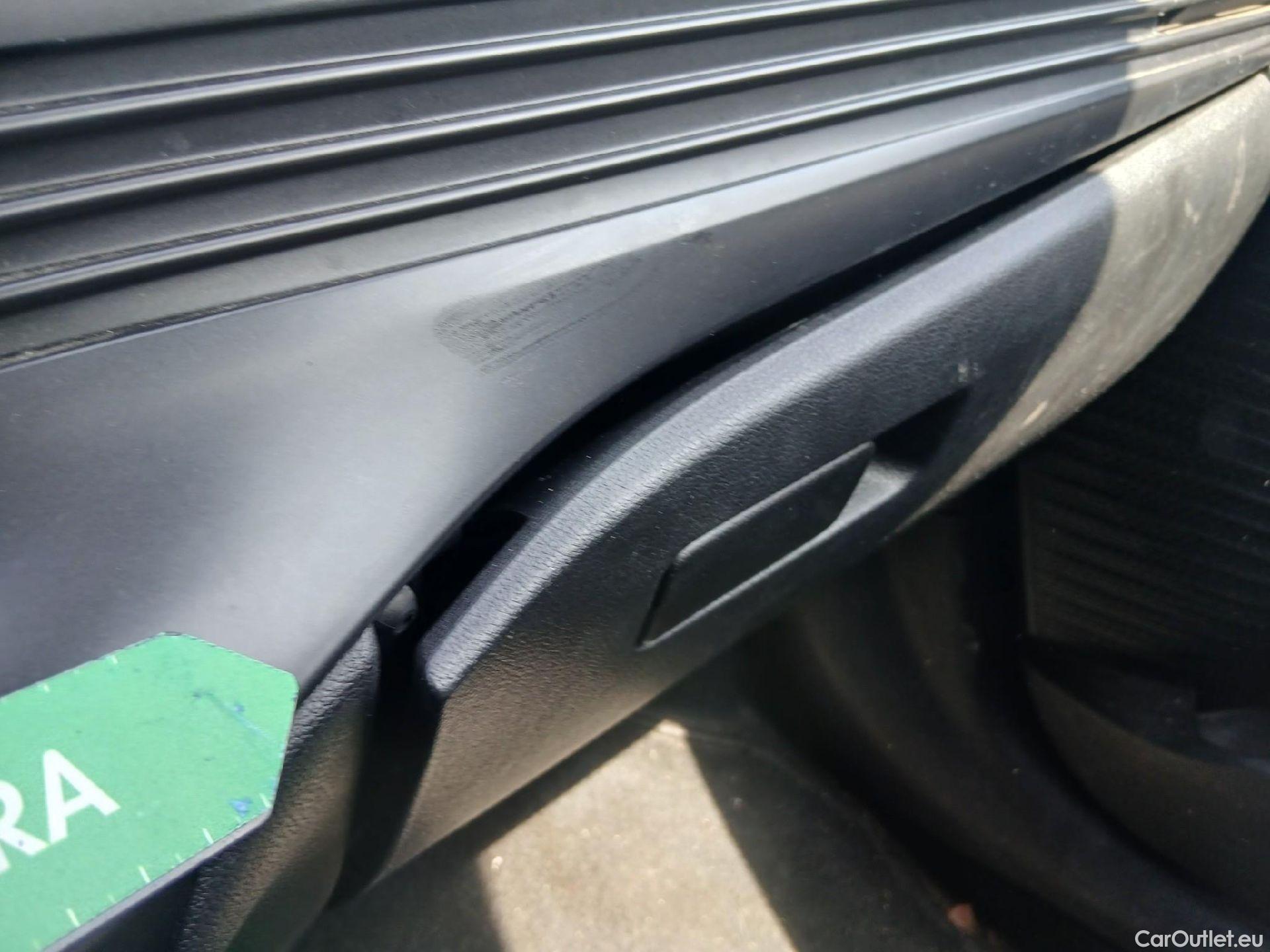  Hyundai  i20 HYUNDAI  / 2020 / 5P / berlina con portón 1.0 TGDI 74kW (100CV) 48V Essence #22