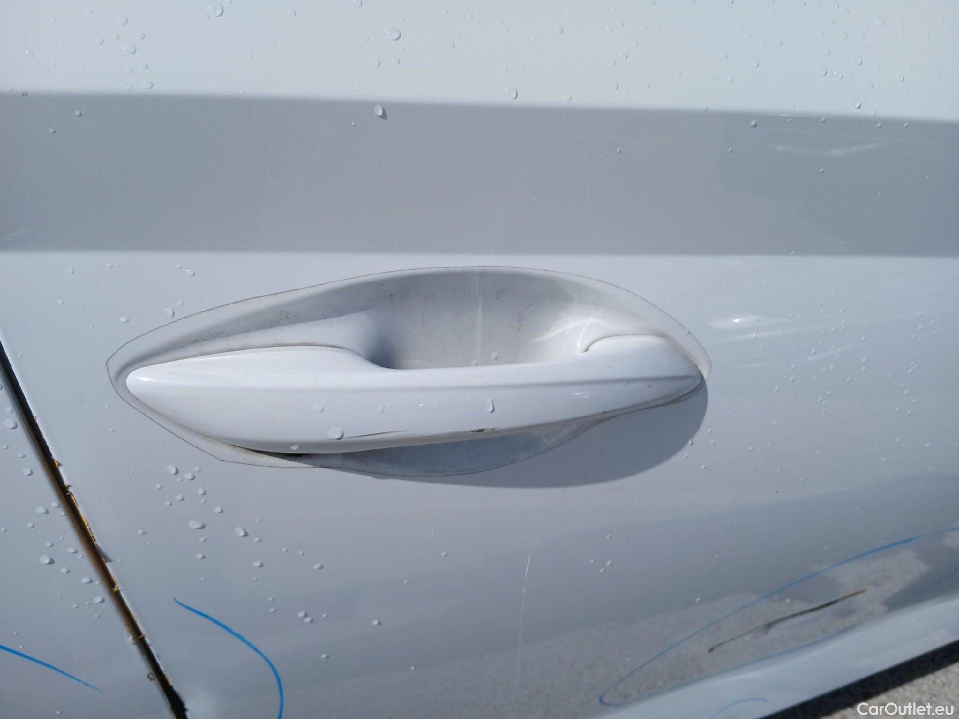  Hyundai  i20 HYUNDAI  / 2020 / 5P / berlina con portón 1.0 TGDI 74kW (100CV) 48V Essence #65