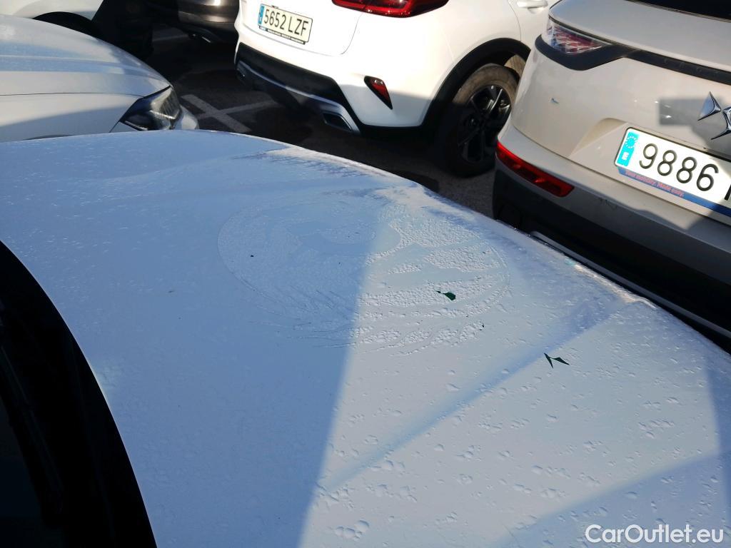  Peugeot  2008 PEUGEOT  / 2019 / 5P / todoterreno Active Pack BlueHDI 81kW (110CV) #4