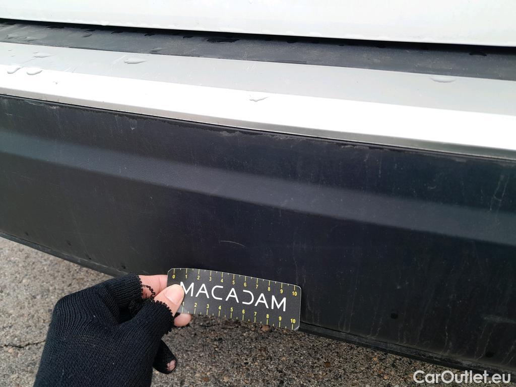  Peugeot  2008 PEUGEOT  / 2019 / 5P / todoterreno Active BlueHDI 81kW (110CV) #15