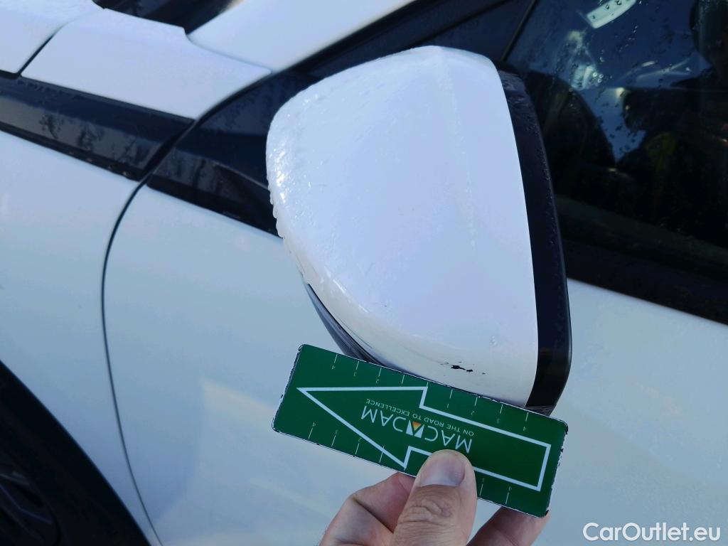  Peugeot  2008 PEUGEOT  / 2019 / 5P / todoterreno Active Pack BlueHDI 81kW (110CV) #14