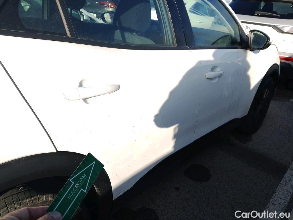  Peugeot  2008 PEUGEOT  / 2019 / 5P / todoterreno Active Pack BlueHDI 81kW (110CV) #3