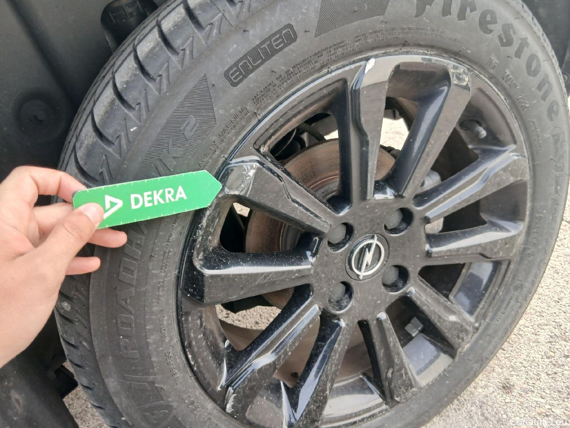  Opel  Crossland OPEL  / 2020 / 5P / crossover 1.5D 81kW (110CV) GS Line #18