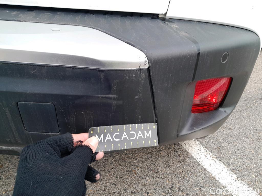  Peugeot  2008 PEUGEOT  / 2019 / 5P / todoterreno Active BlueHDI 81kW (110CV) #14