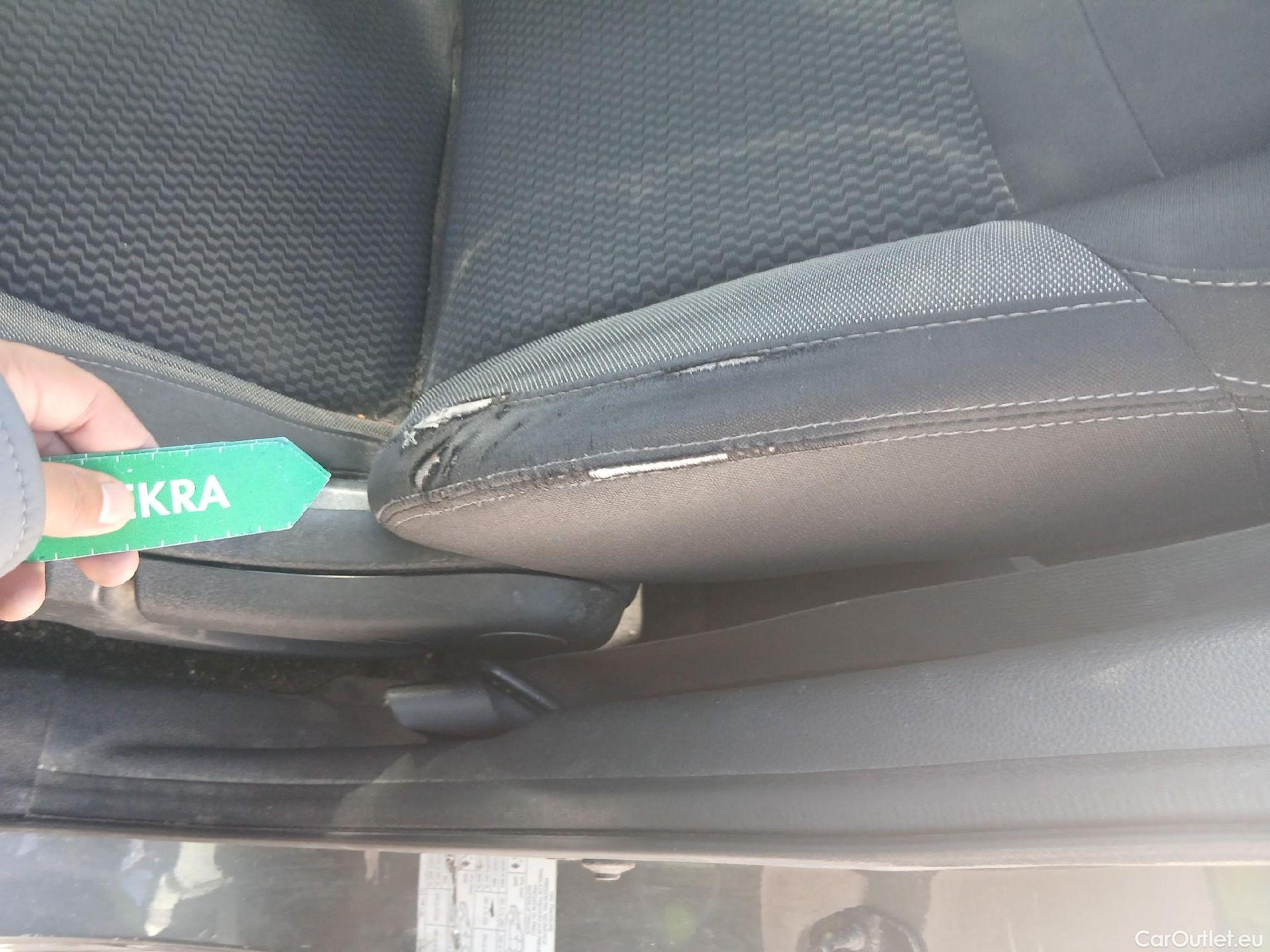  Nissan  Qashqai NISSAN  / 2017 / 5P / todoterreno DIG-T 103 kW (140 CV) E6D ACENTA #17