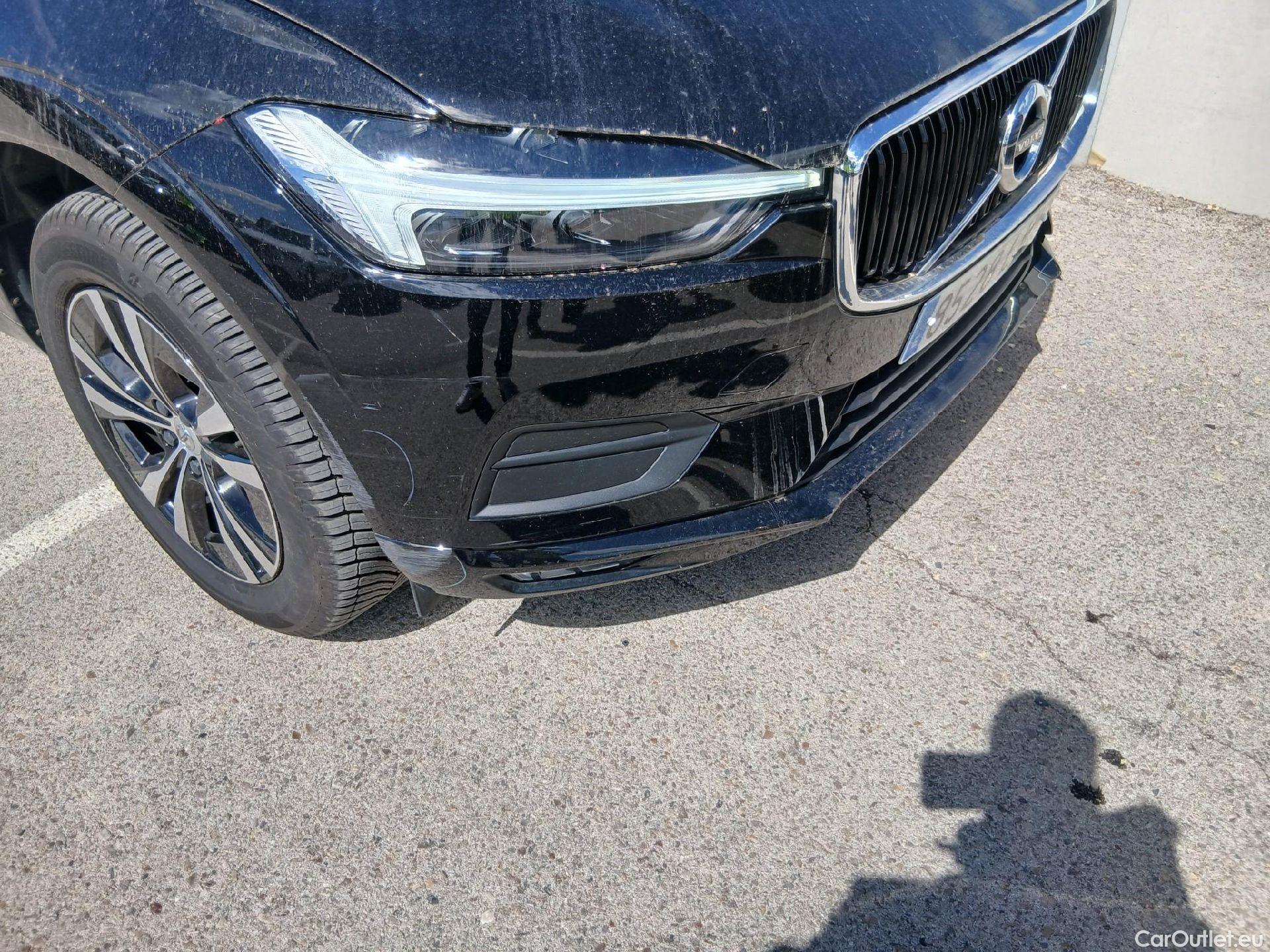  Volvo  XC60 VOLVO  / 2017 / 5P / todoterreno 2.0 B4 D AWD Momentum Pro Auto #4