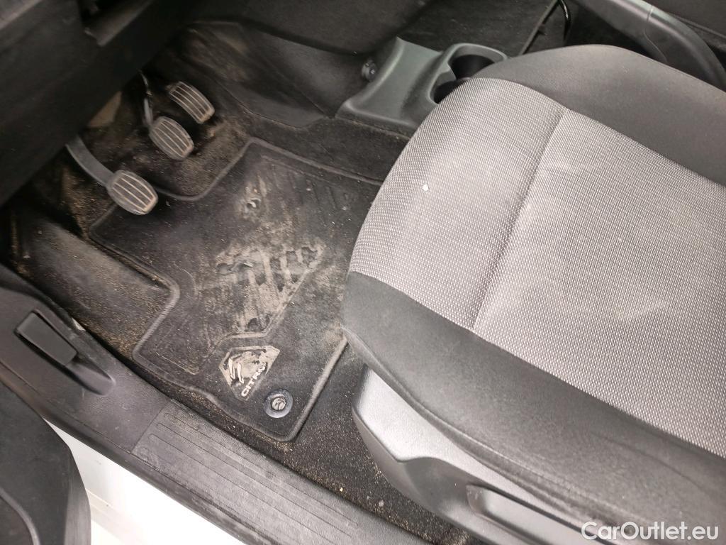  Citroen  Berlingo CITROEN  / 2018 / 4P / combi Talla M BlueHDi 100 S&S LIVE PACK BUSINE #21