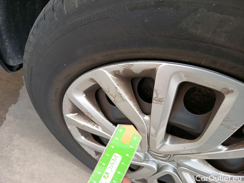  Citroen  Berlingo CITROEN  / 2018 / 4P / combi Talla M BlueHDi 100 S&S LIVE PACK BUSINE #44