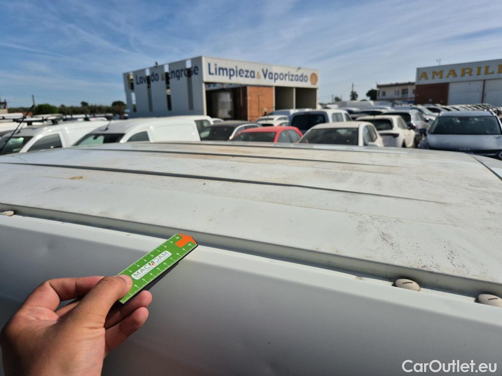  Fiat  Fiorino FIAT  / 2016 / 3P / furgón derivado de turismo Cargo Base 1.3 Mjet 59kW (80CV) E6 #48