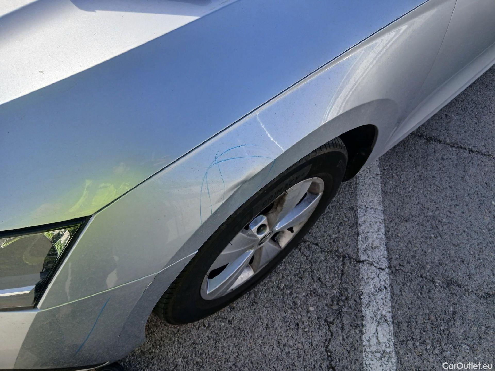  Skoda  Octavia SKODA  / 2020 / 5P / familiar Combi 2.0 TDI 110kW(150CV) DSG Ambition #13