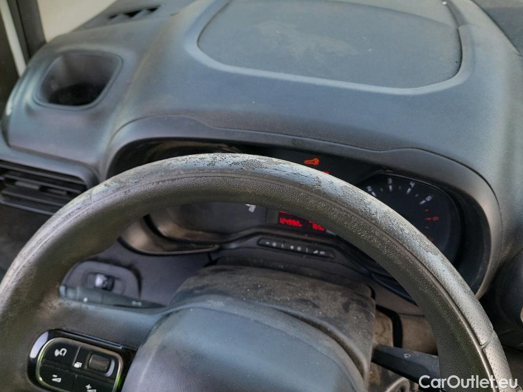  Citroen  Berlingo CITROEN  / 2018 / 3P / furgón derivado de turismo Talla M BlueHDi 100 CONTROL #3