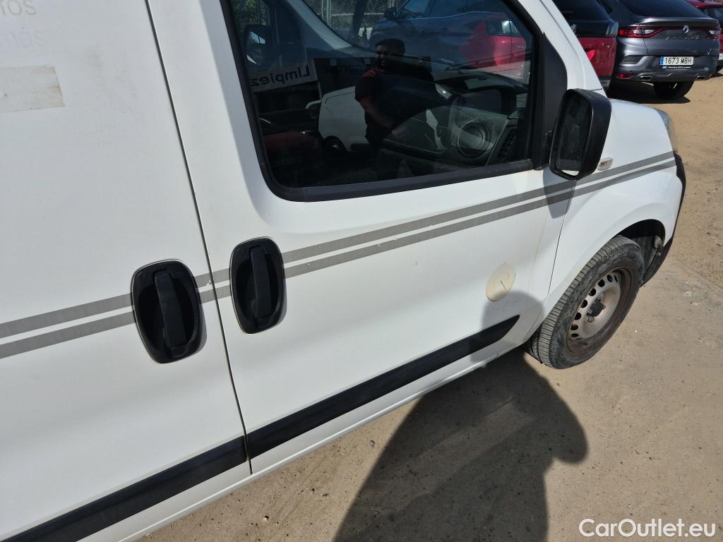  Fiat  Fiorino FIAT  / 2016 / 3P / furgón derivado de turismo Cargo Base 1.3 Mjet 59kW (80CV) E6 #55