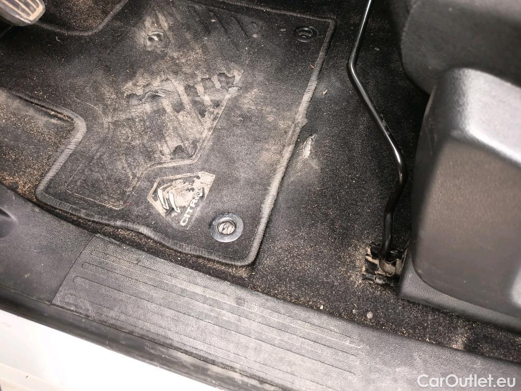  Citroen  Berlingo CITROEN  / 2018 / 4P / combi Talla M BlueHDi 100 S&S LIVE PACK BUSINE #13