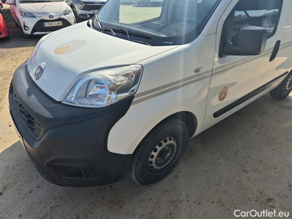  Fiat  Fiorino FIAT  / 2016 / 3P / furgón derivado de turismo Cargo Base 1.3 Mjet 59kW (80CV) E6 #59